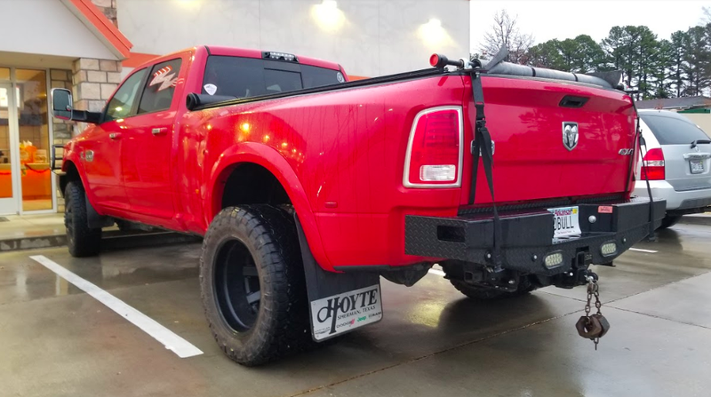 Illustration for article titled This Ram 3500 In A Whataburger Parking Lot Is The Most 'Texas' Truck I've Ever Seen